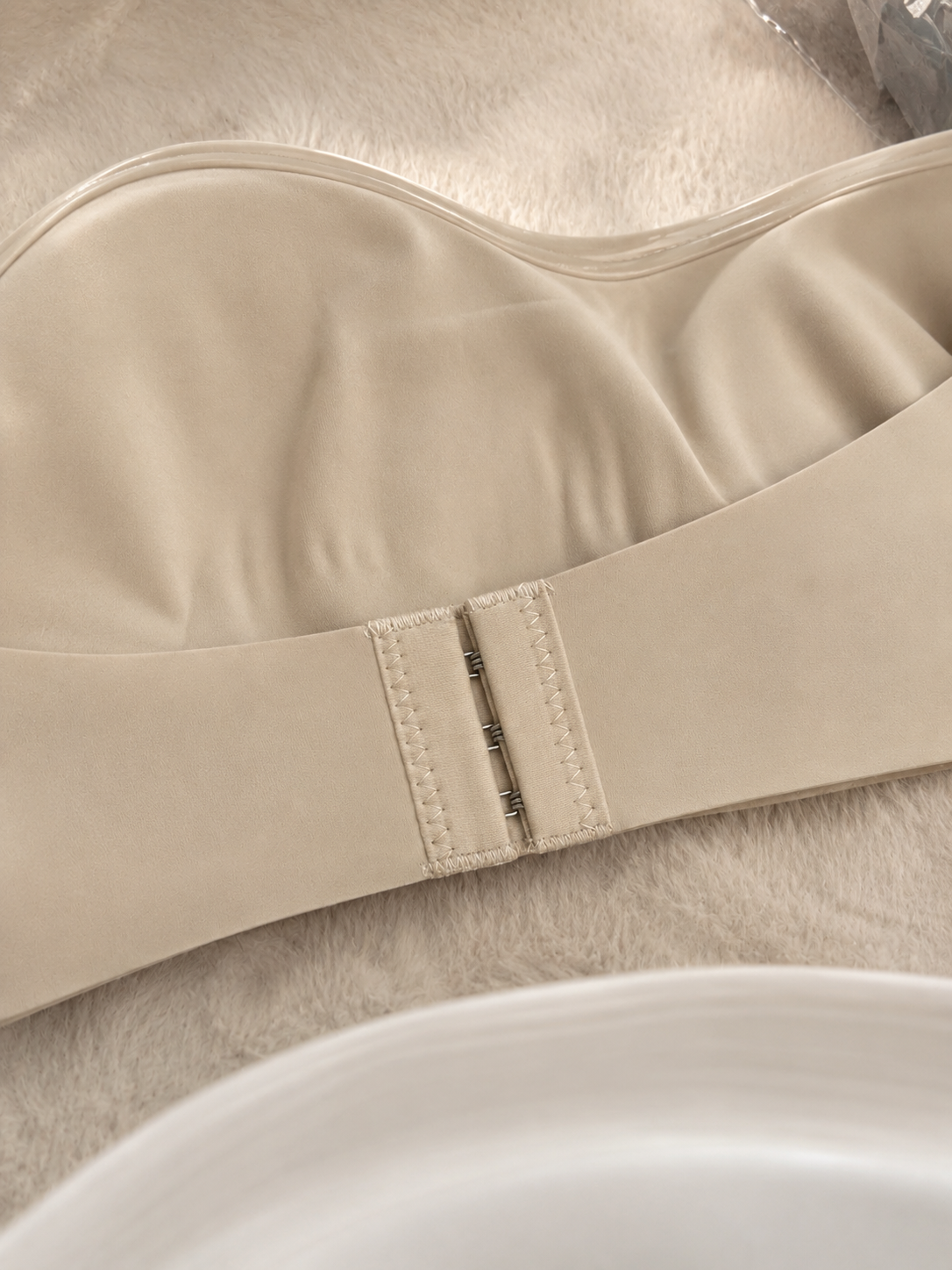 BH "Fiona" - trägerlos mit Pads herausnehmbar- verschiedene Farben & Größen