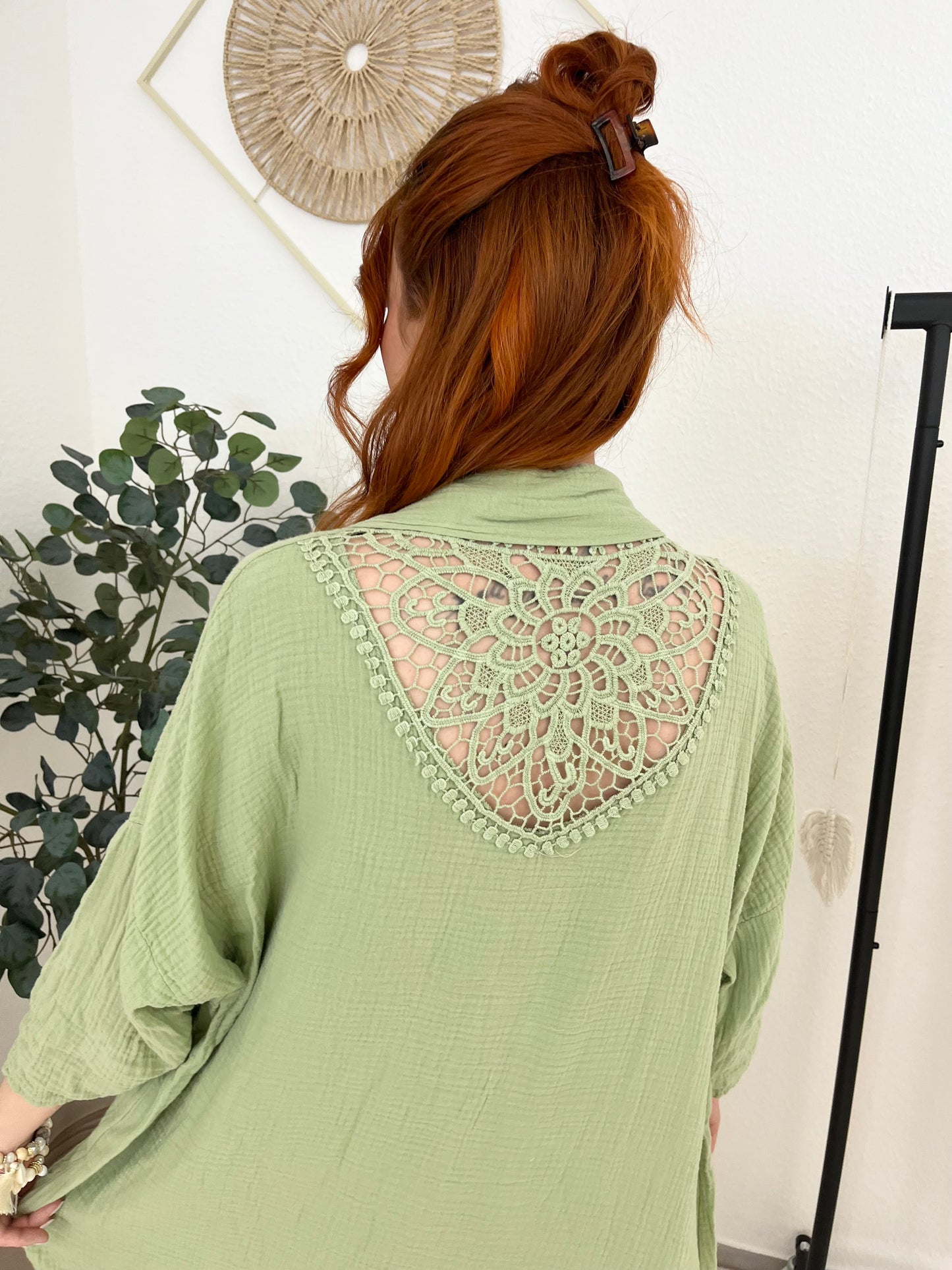 Bluse "Lucena" - Musselinbluse mit Stickereien