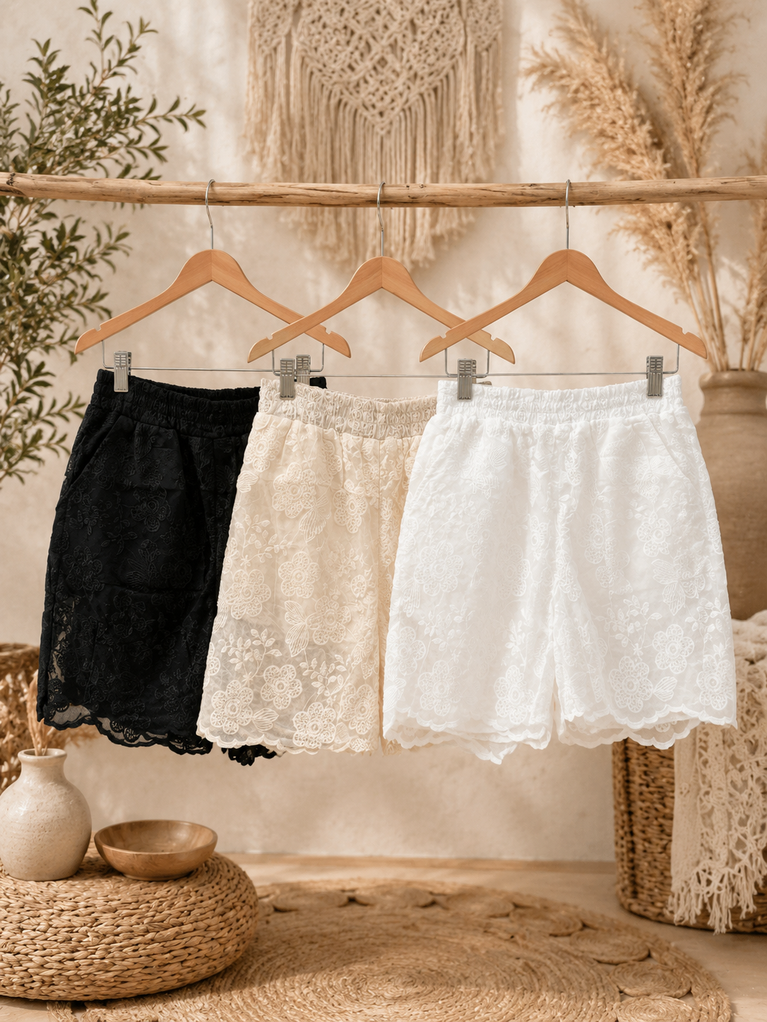 Shorts "Jamie" - Süße bestickte Shorts