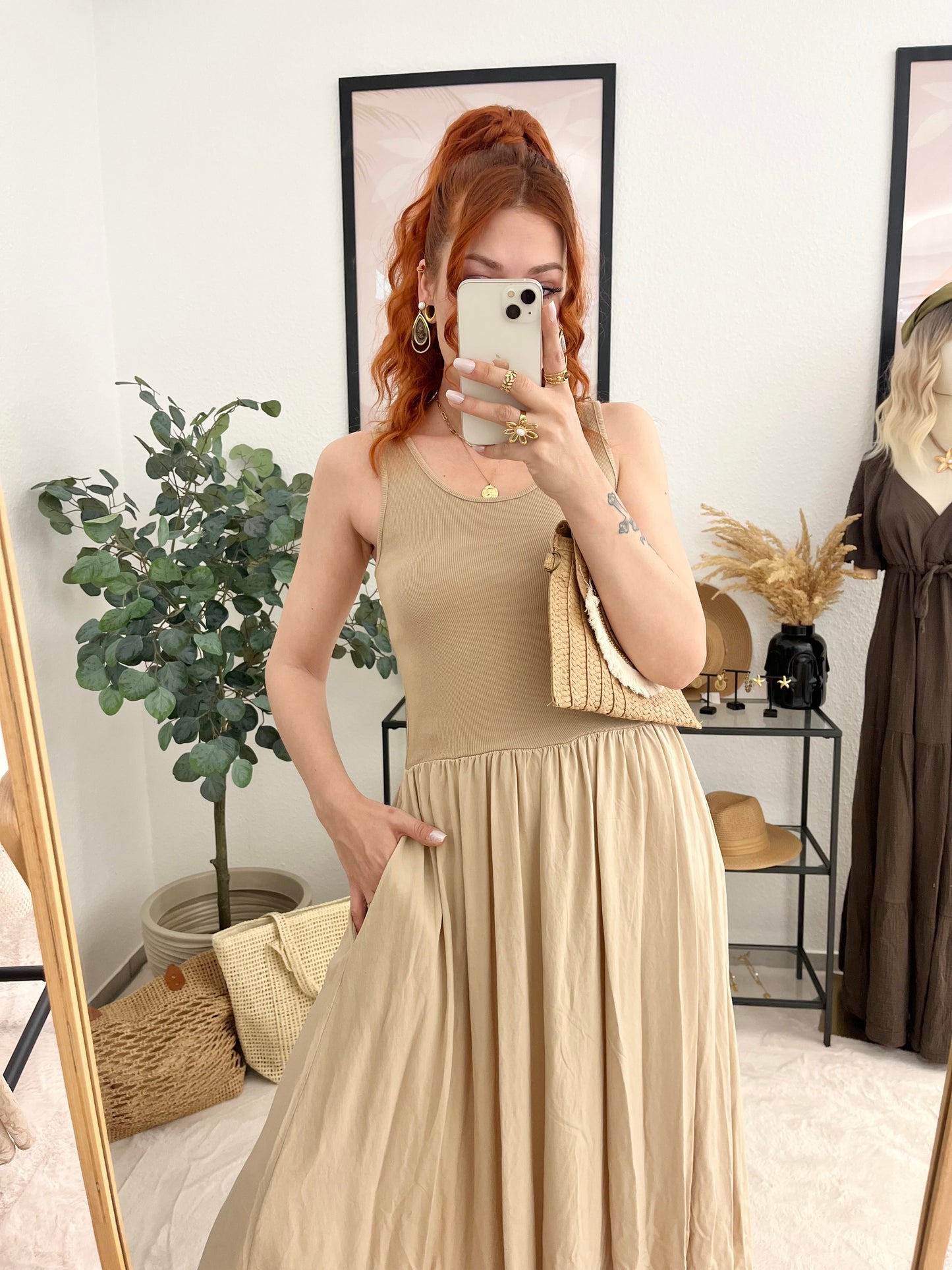 Kleid "Penelope" hellbraun - leichtes Sommerkleid mit Taschen