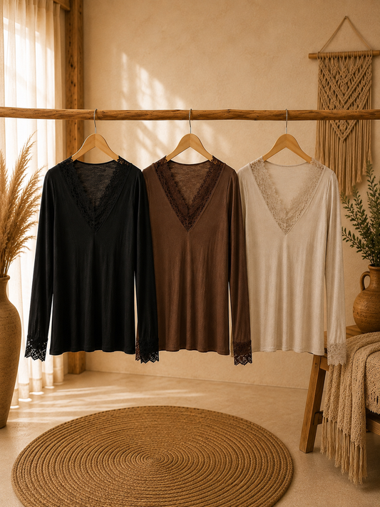 Longsleeve "ANNI" mit Spitzendetails in verschiedenen Farben