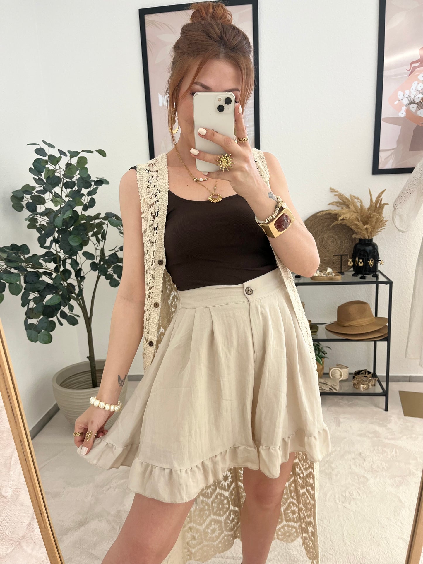 Shorts "Silvane" beige - Rüschenshorts
