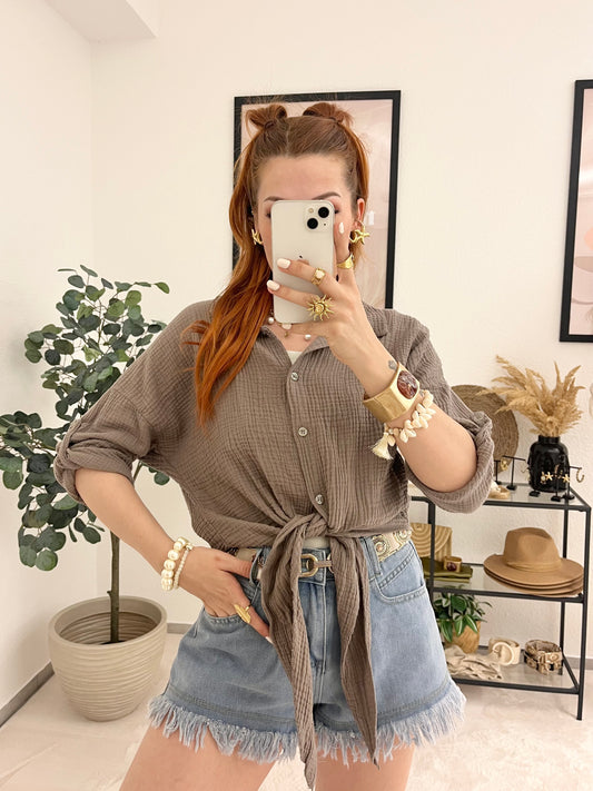Bluse "Maria" taupe - Musselinbluse im Knotenlook