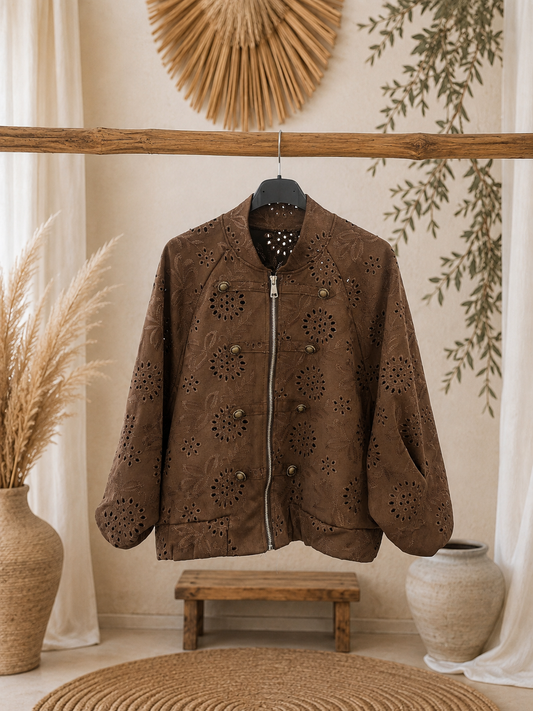 Jacke "BOHO" Braun - Lochstrick Optik mit Knopfdetails