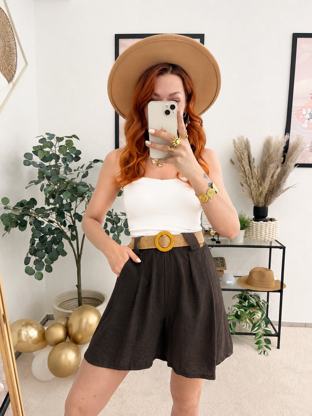 Shorts " Ines " braun - süße Shorts mit Gürtel