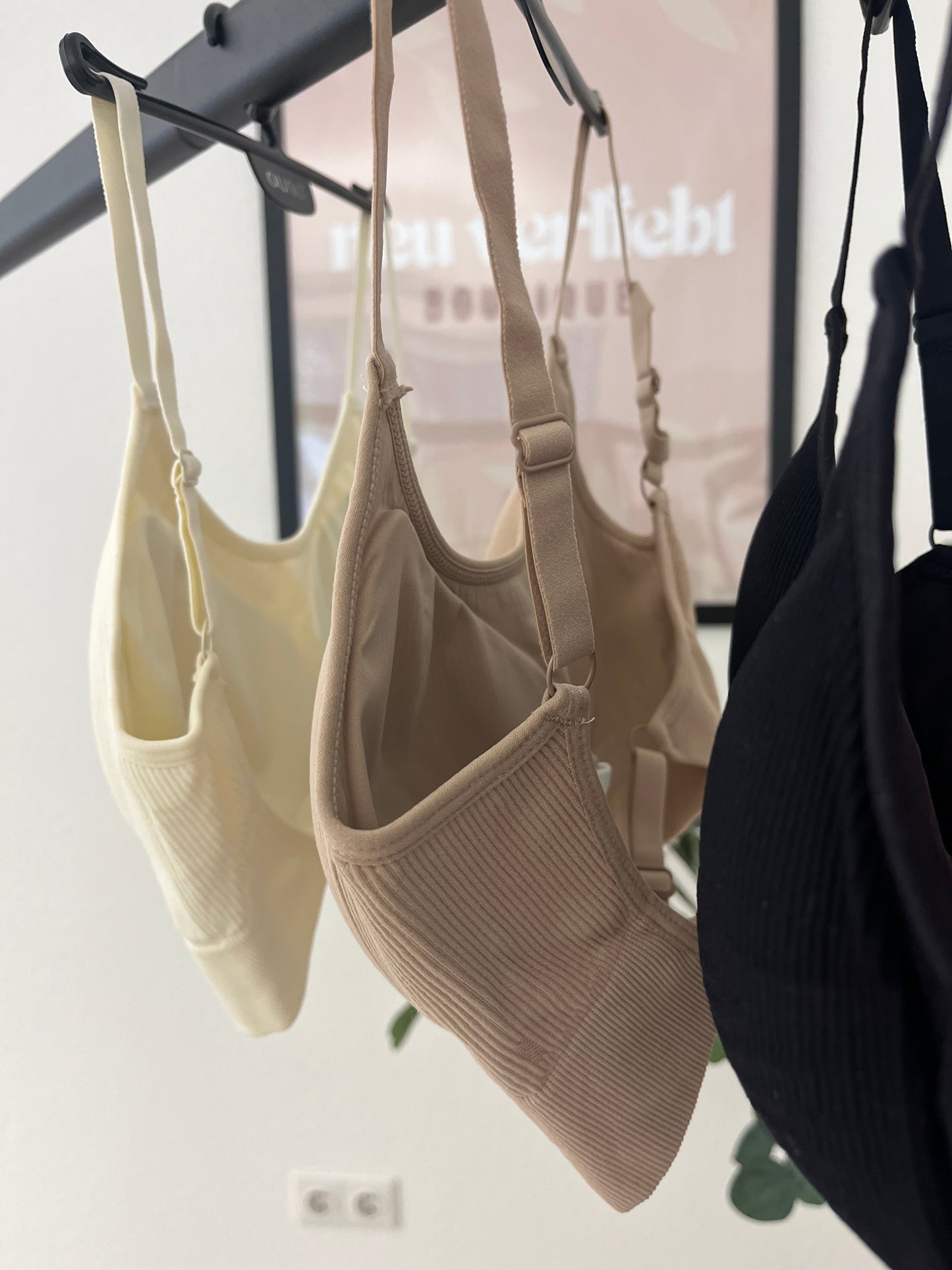 Backless BH "Gina" - versch. Farben und Größen | Rückenfreier Softbh
