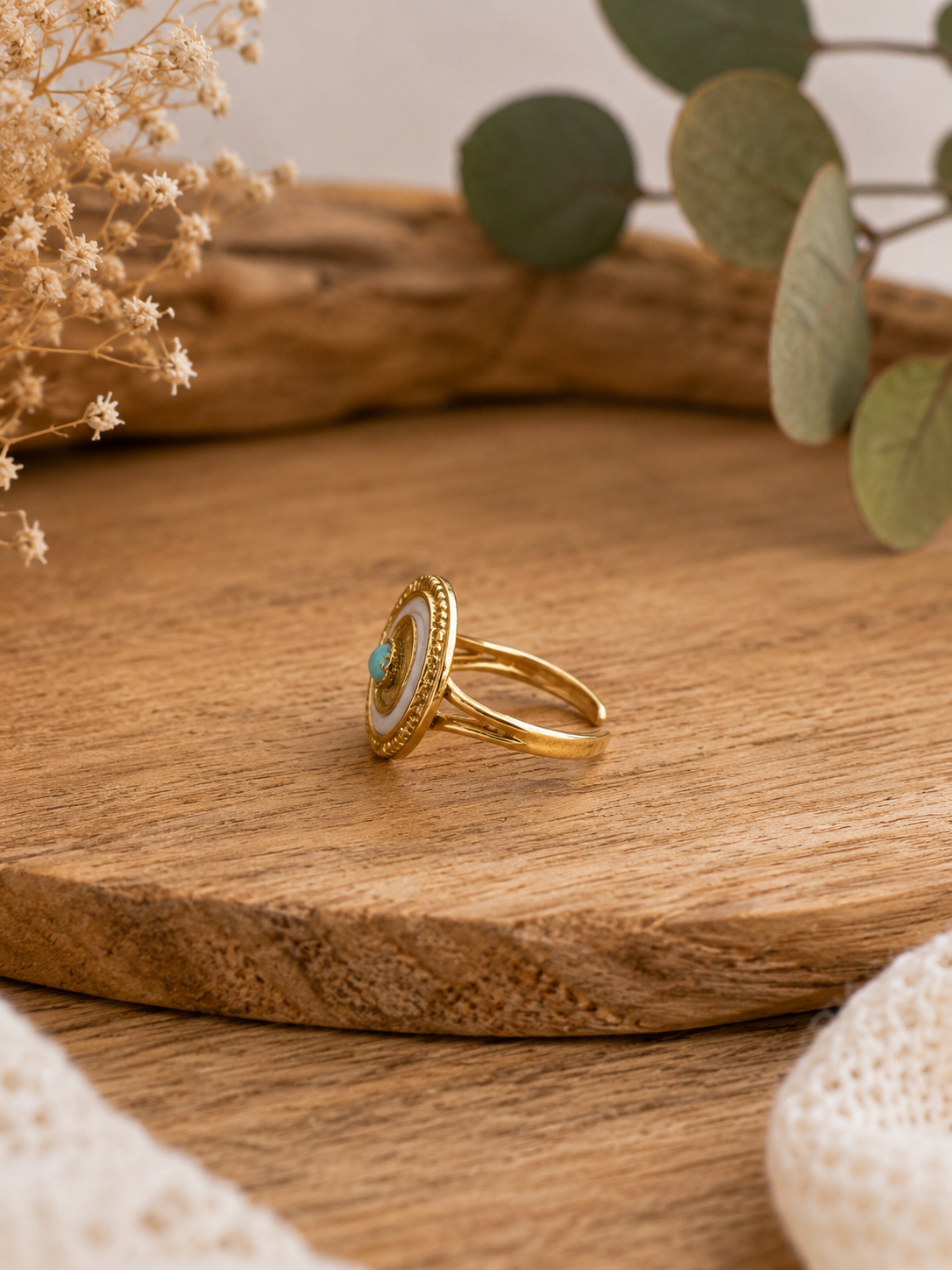 Ring "Mohni" - gold mit Steinchen - Größenverstellbar